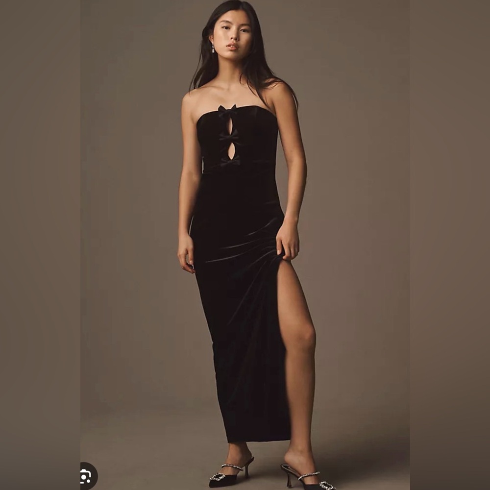 NWT Liv Foster Black Velvet Dress